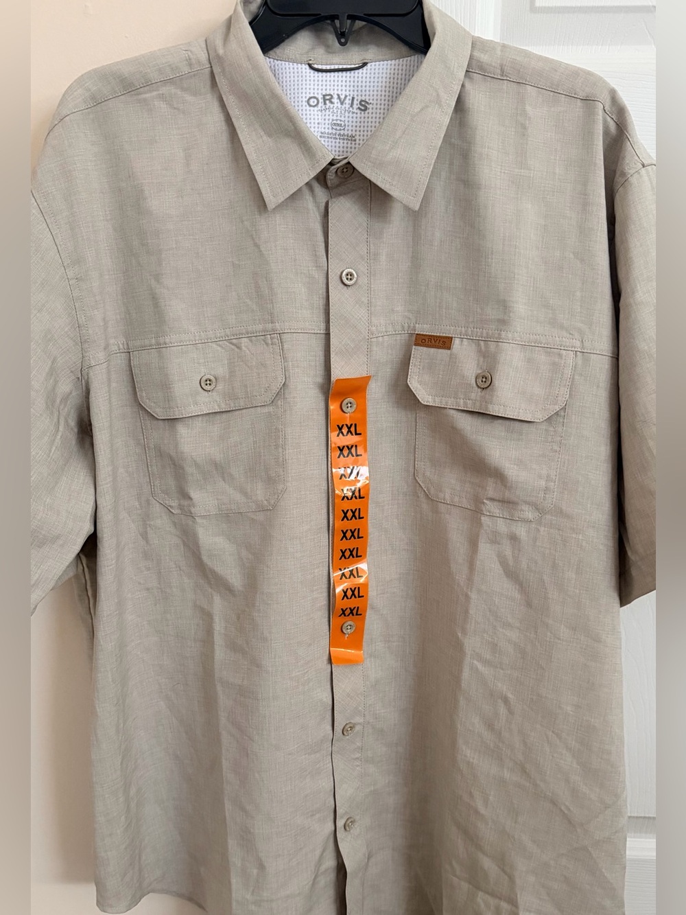 NWOT Orvis Beige 100% Polyester Men’s 2XL Short Sleeve Button Up Shirt